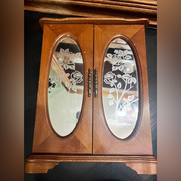Centurion Other - Vintage Centurion Wood Jewelry Box, Front Opening With Rose Mirror Doors